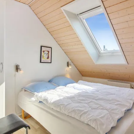 Alessandra - 500m From The Sea By Interhome *