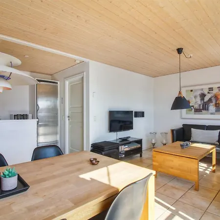 Alessandra - 500m From The Sea By Interhome *